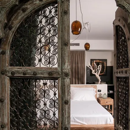 Bed & Breakfast Seven Maze Charming House 3*