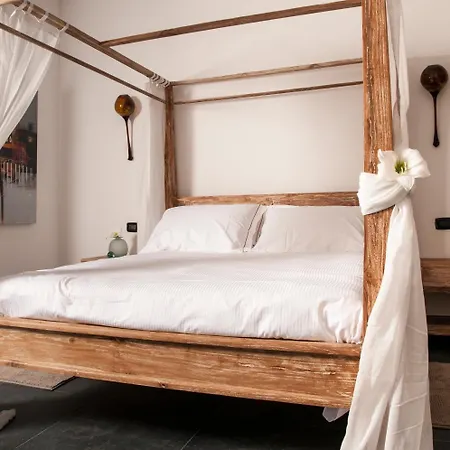 Bed & Breakfast Seven Maze Charming House 3*