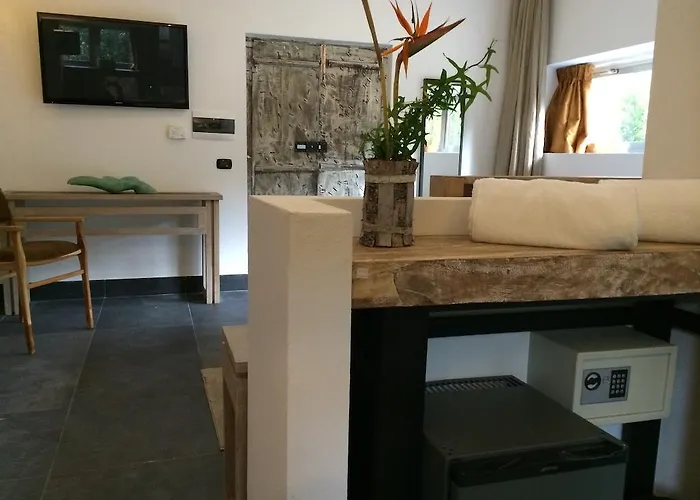 Seven Maze Charming House 3* Bari
